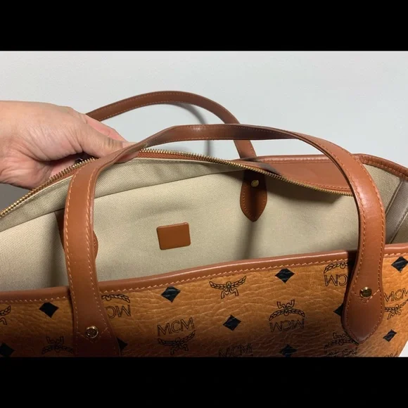 MCM Tote - Picture 13 of 16
